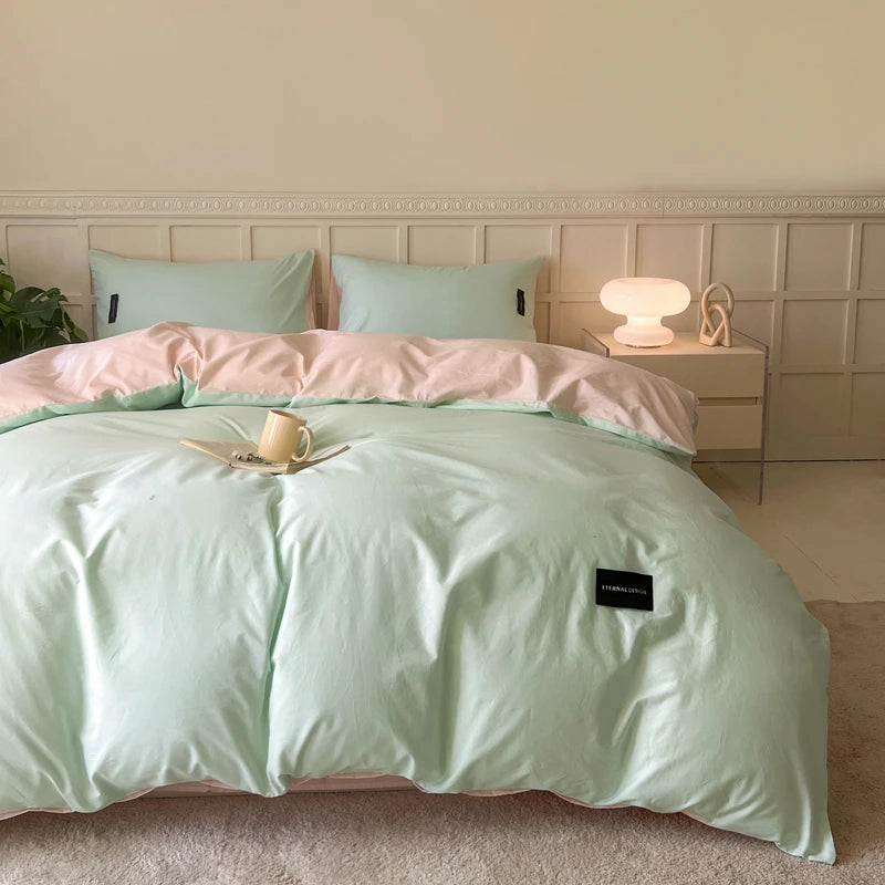 White duvet cover set with pillowcase - bed sheet and duvet cover set, available in single, double, queen and king sizes.