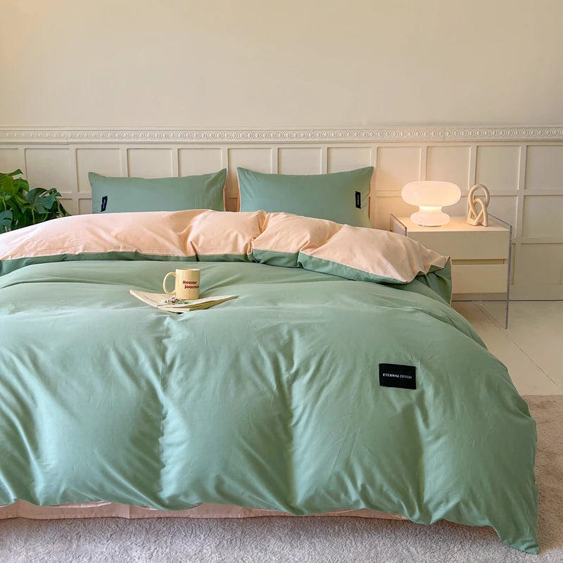 White duvet cover set with pillowcase - bed sheet and duvet cover set, available in single, double, queen and king sizes.