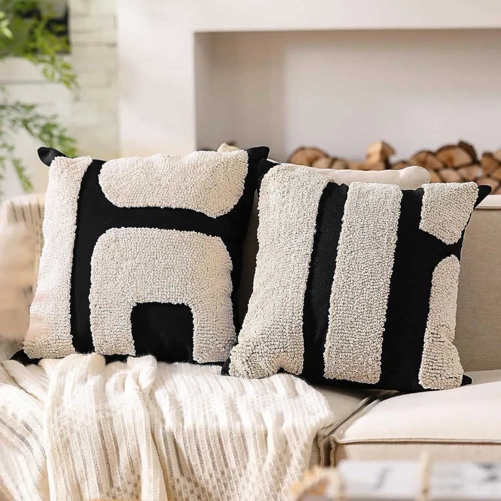 Thick black and white patterned pillow cover - Bohemian geometric pattern decorative pillow cover (18 x 18 inches, abstract pattern)
