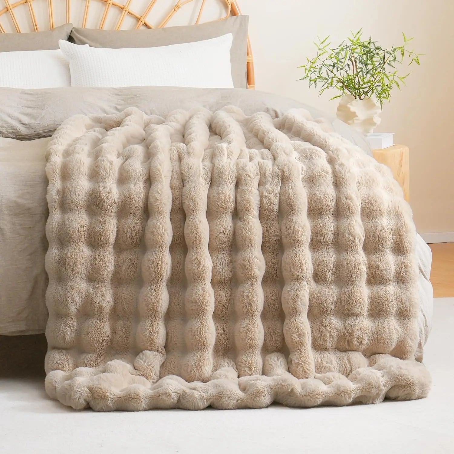 Super soft faux fur blanket similar to rabbit fur - a bubble blanket suitable for all seasons for the bedroom, bed, and sofa; a winter home decor knitted fleece.