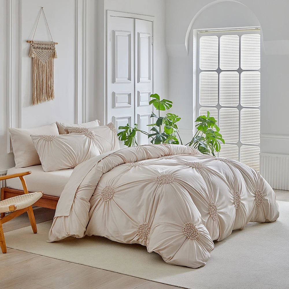 Duvet cover set - Single, Double, Queen, King sizes | Floral pattern duvet cover, soft and elegant bedding