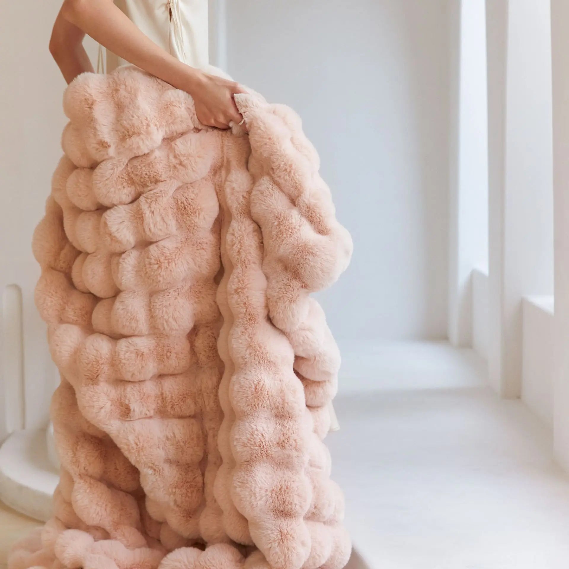 Super soft faux fur blanket similar to rabbit fur - a bubble blanket suitable for all seasons for the bedroom, bed, and sofa; a winter home decor knitted fleece. 