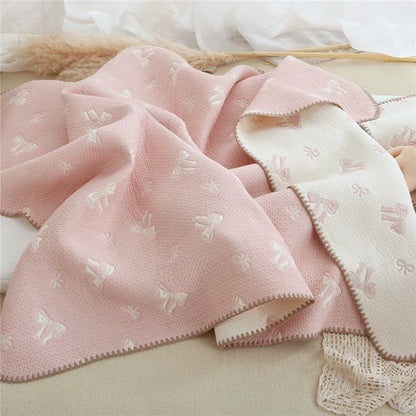 Baby blanket/swaddle - soft and breathable, made from 100% cotton, can be used as a cover for the sofa, stroller, and crib. 