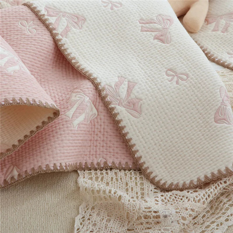 Baby blanket/swaddle - soft and breathable, made from 100% cotton, can be used as a cover for the sofa, stroller, and crib. 